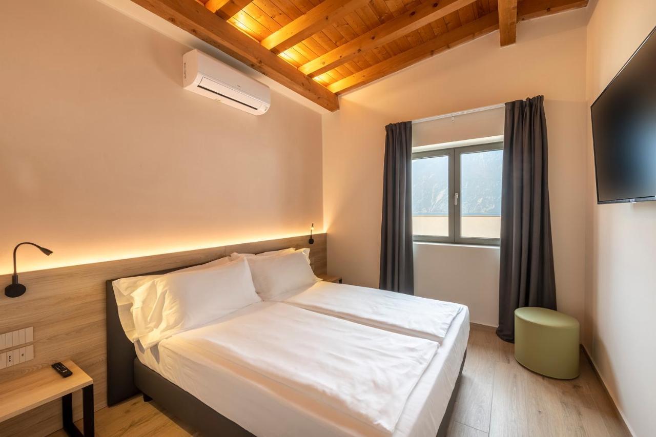 Evo Suites Apartments Limone sul Garda Exterior foto
